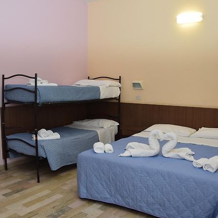 Hotel Annetta Rimini Eksteriør billede