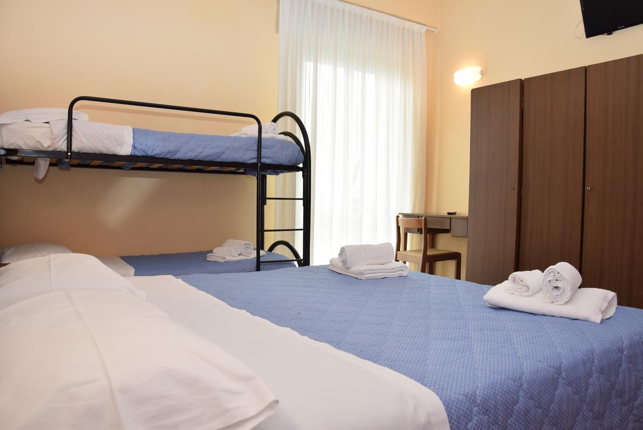 Hotel Annetta Rimini Eksteriør billede