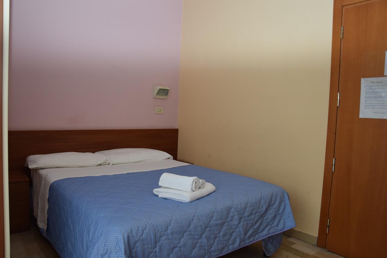 Hotel Annetta Rimini Eksteriør billede
