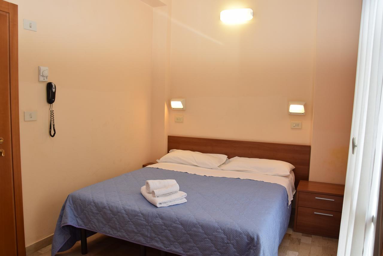 Hotel Annetta Rimini Eksteriør billede