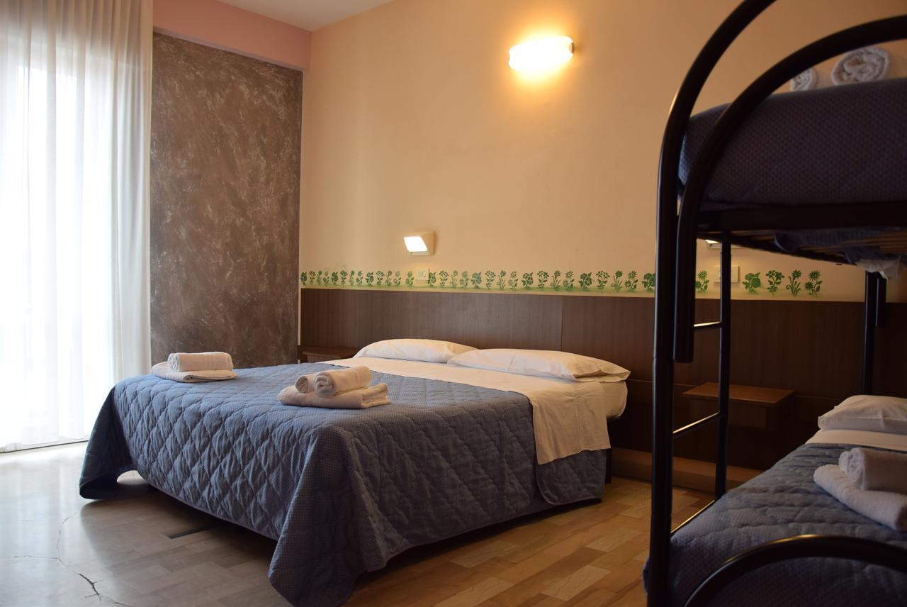 Hotel Annetta Rimini Eksteriør billede